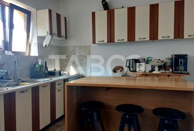 Pret avantajos-Casa si studio de vanzare 146 mpu 5 camere Cisnadie - 3