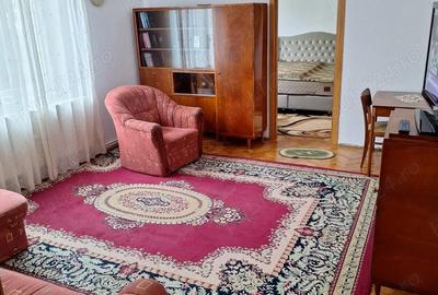Apartament cu 2 camere nedecomandat în Tractorul - 2