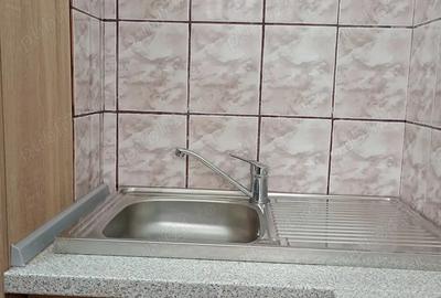 Inchiriez garsoniera - 9