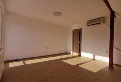 Casă cu Teren 390 Mp în Dobroești - 8