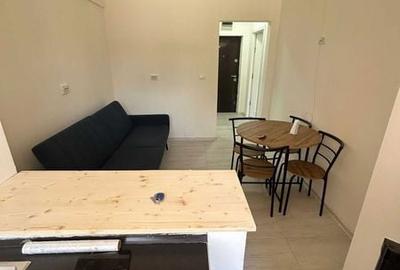 Garsonieră în Industrială - 2