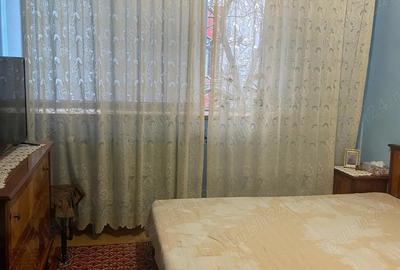 Apartament cu 3 camere semidecomandat în Central - 6