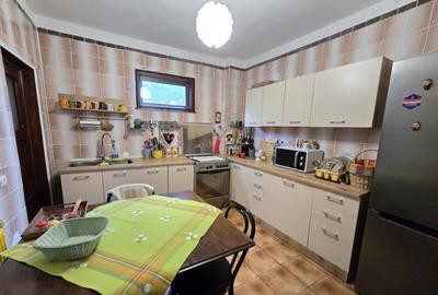 Casa spa?ioasa cu livada ?i vedere spre padure Fil - 19