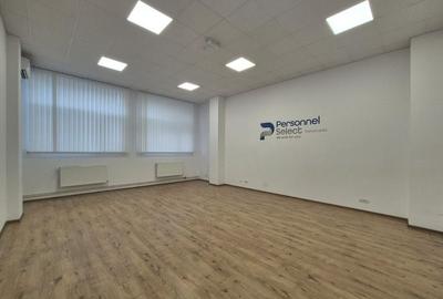 Central, la 5 minute de Afi , spatiu amenajat - 4