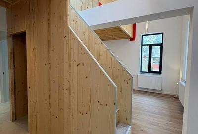 Casă cu 4 camere în Exterior Vest - 1