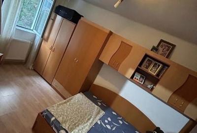 Apartament cu 3 camere semidecomandat în Militari - 1