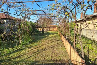 Casa+teren in com.Potigrafu deschidere 26m - 5
