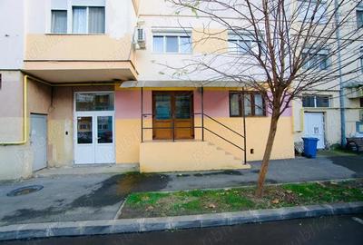 Spațiu comercial, de 100 mp, în Central - 1