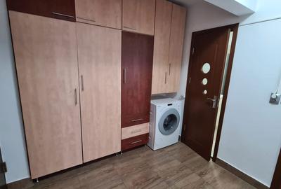 Apartament cu 2 camere decomandat în Decebal