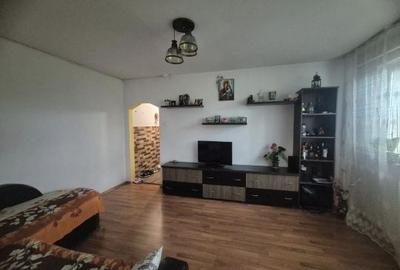 Apartament cu 2 camere semidecomandat în Satu Nou - 7