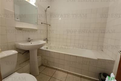 Apartament cu 3 camere semidecomandat în Central - 9
