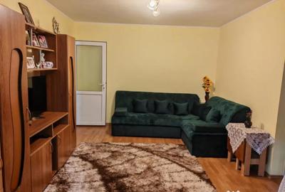 Apartament cu 2 camere semidecomandat în Groapa - 1