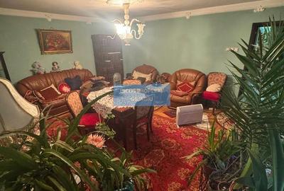Casă cu 3 camere în Uiești