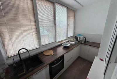 Garsonieră decomandată în Brâncoveanu