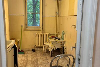 Apartament cu 3 camere decomandat în Tomis II - 9
