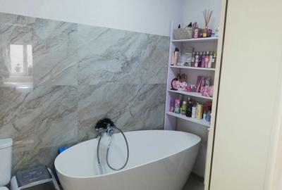 Apartament cu 3 camere decomandat în Central - 7