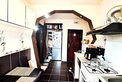 Apartament cu 2 camere semidecomandat, mobilat în Bumbești-Jiu - 3