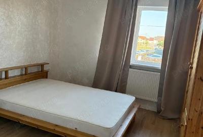 Casă cu 6 camere cu Teren 325 Mp în Dumbrăvița