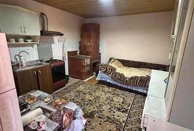 Casă cu 3 camere cu Teren 900 Mp în Central - 3