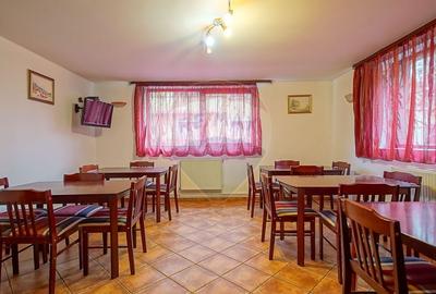 Casă individuală cu 12 camere cu Canalizare în Astra - 13