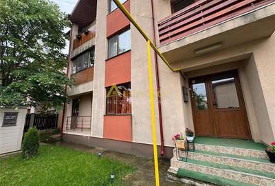 Apartament cu 3 camere decomandat, mobilat în Central - 1