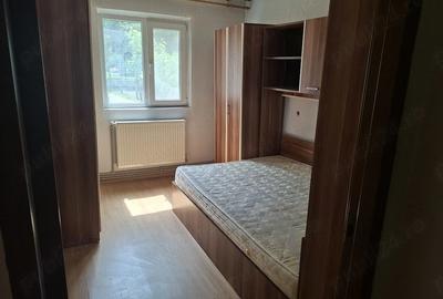 Apartament cu 3 camere semidecomandat în Central - 7