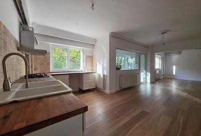 Apartament cu 3 camere decomandat în Băneasa - 10