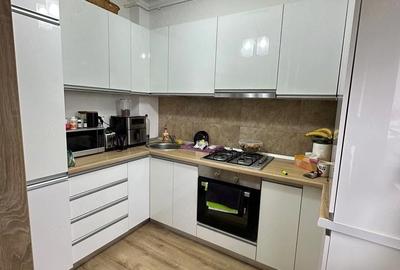 Apartament cu 2 camere semidecomandat în Central - 3