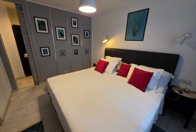 Duplex cu 3 camere cu Canalizare în 13 Septembrie - 27