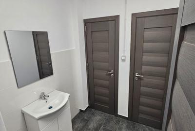 Spațiu comercial, de 374.3 mp, în Regie - 8