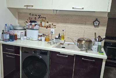 Proprietar vand apartament cu 2 camere,decomandat,renovat total,semi central,parcare,boxa proprie. - 8