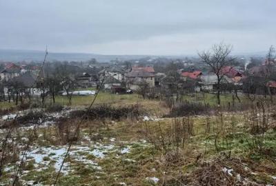 Teren de 2700 mp, în Coaș - 2