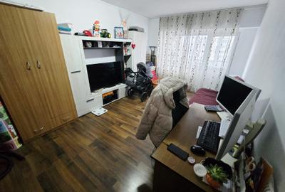 Apartament 2 camere decomandat 57 mp Zona Nicolina - Pizza Nico COD : 160748 - 1