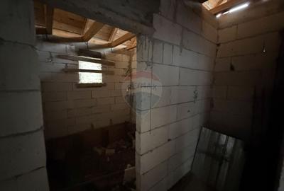 Casă cu 4 camere cu Teren 446 Mp în Vizantea Răzășească - 17