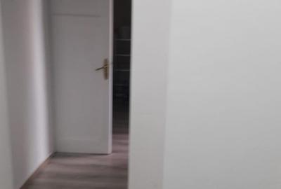 Vind apartament 2 camere decomandat - 2