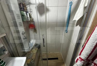 Apartament de vanzare, cu 3 camere, 48 mp, zona Micro 14 - 4