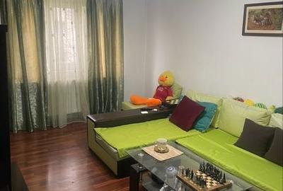 Apartament cu 3 camere decomandat în Central - 1