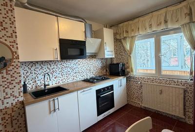 Apartament cu 2 camere semidecomandat, mobilat în 1 Mai - 2