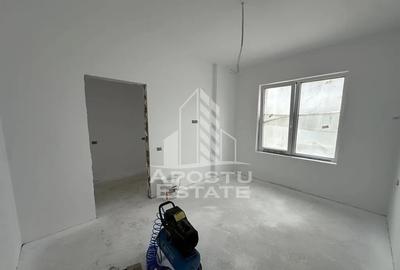 Casă cu 5 camere cu Teren 320 Mp în Ghiroda - 15