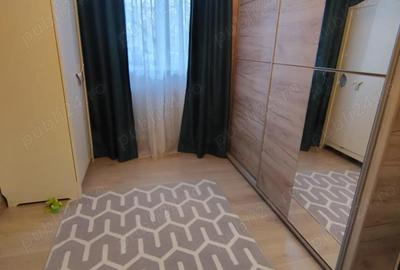 Apartament cu 3 camere semidecomandat în Central - 2