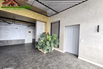 Spațiu comercial, de 35 mp, în Central - 4