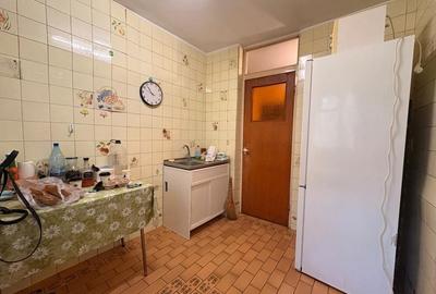 Apartament 2 Camere Decomandat | Obor | 3/8 - 1980 | Necesita renovare - 7