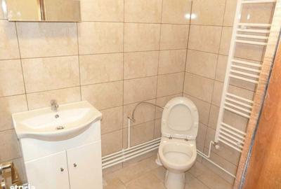 Casă cu 4 camere cu Teren 2100 Mp în Ludești - 11