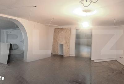 Spațiu comercial, de 65 mp, în Valea - 5