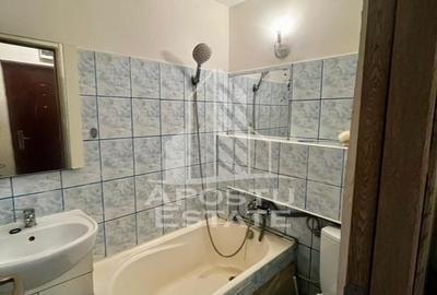 Apartament 1 camera,etaj 2,zona UMT - 6