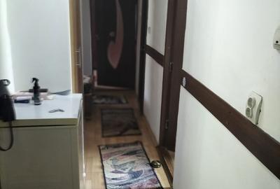 Apartament cu 3 camere decomandat în Central - 1