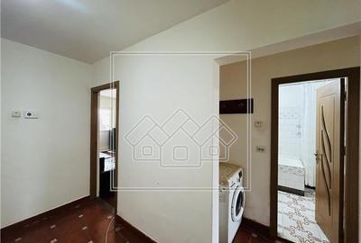 Apartament cu 2 camere decomandat în Valea Aurie - 13