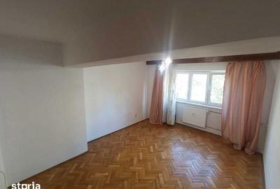 Apartament cu 2 camere decomandat în Decebal - 5