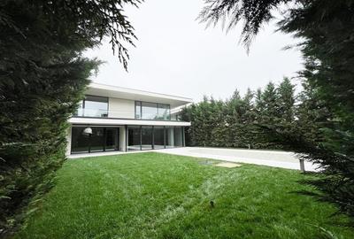 Casă individuală cu 7 camere cu Piscina în Iancu Nicolae - 4