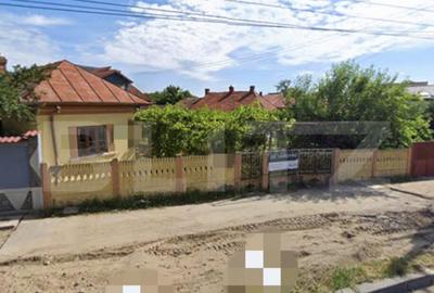 Teren 1000 mp si casa renovabila 85 mp, la strada brestei cu - 1